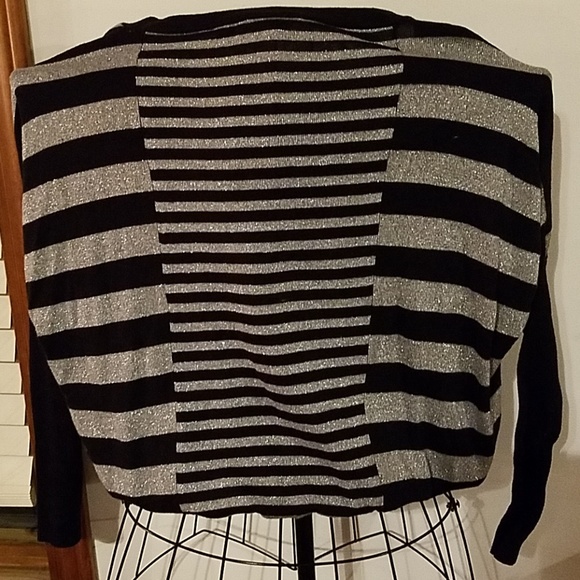 Allen B sweater - Picture 2 of 3